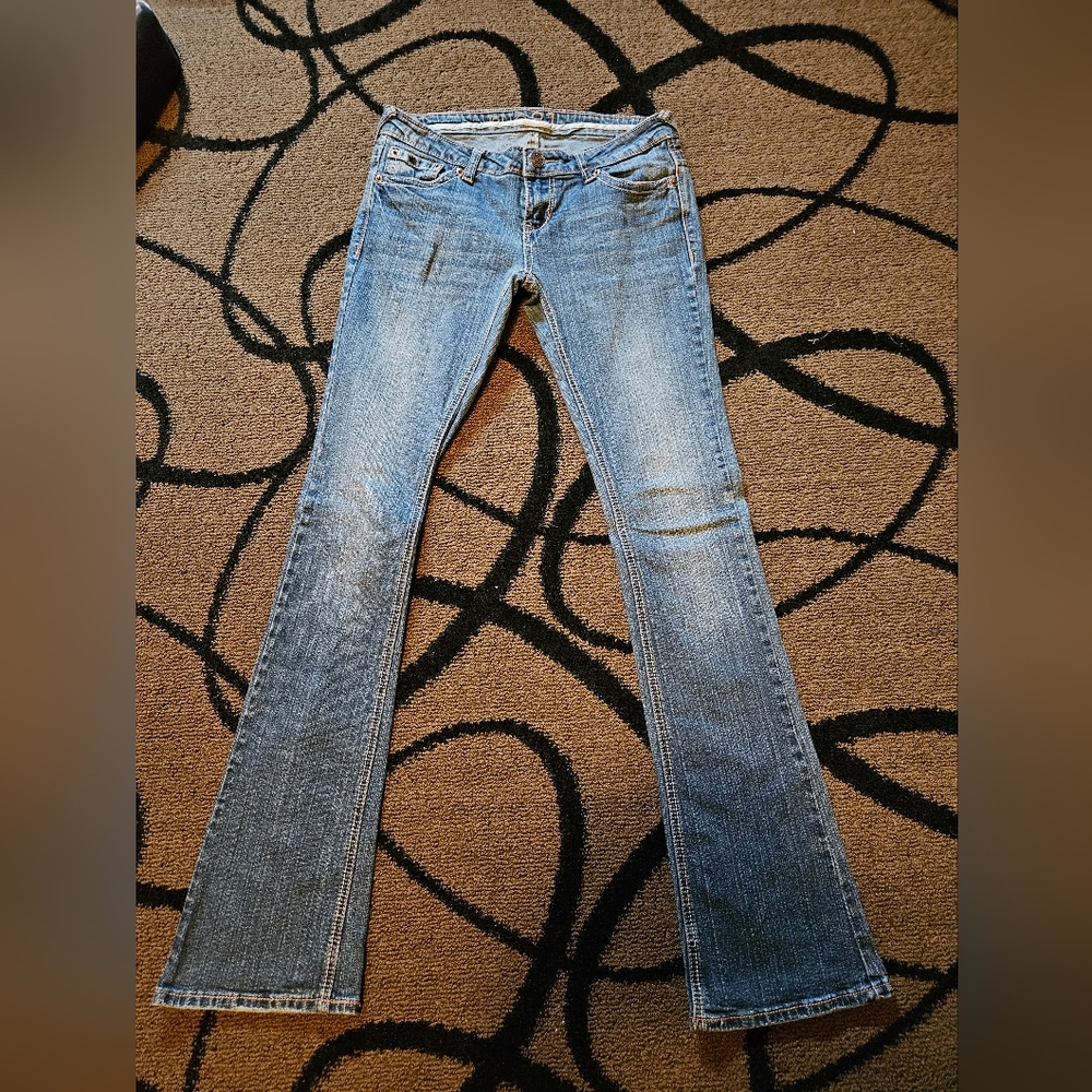 RUE21 jeans
